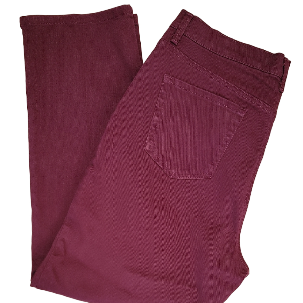 Gloria Vanderbilt Burgundy Amanda Straight Leg Denim Jeans Size 18 Short EUC